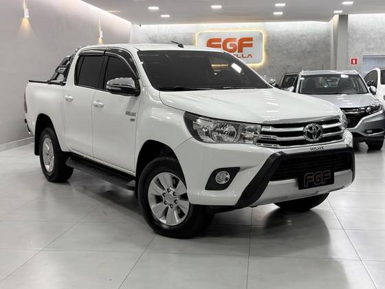 TOYOTA HILUX 2.7 SR 4X2 CD 16V FLEX 4P AUTOMÁTICO